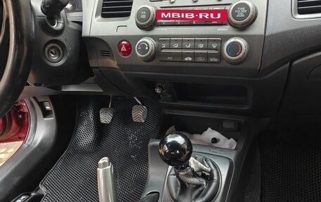 Honda Civic VIII, 2010 год, 750 000 рублей, 17 фотография