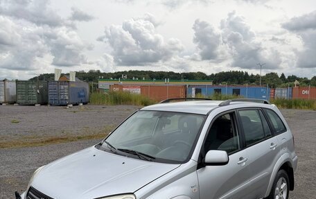 Toyota RAV4, 2004 год, 620 000 рублей, 4 фотография