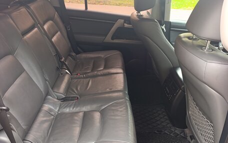Toyota Land Cruiser 200, 2010 год, 2 850 000 рублей, 13 фотография
