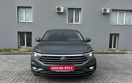 Volkswagen Jetta VII, 2019 год, 1 650 000 рублей, 2 фотография