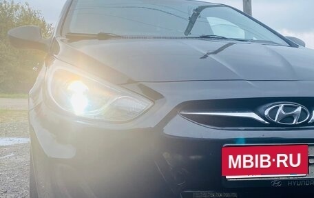 Hyundai Solaris II рестайлинг, 2011 год, 650 000 рублей, 6 фотография