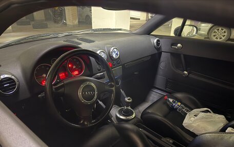 Audi TT, 2002 год, 950 000 рублей, 5 фотография