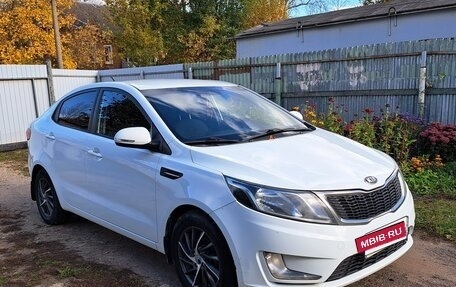 KIA Rio III рестайлинг, 2013 год, 700 000 рублей, 3 фотография