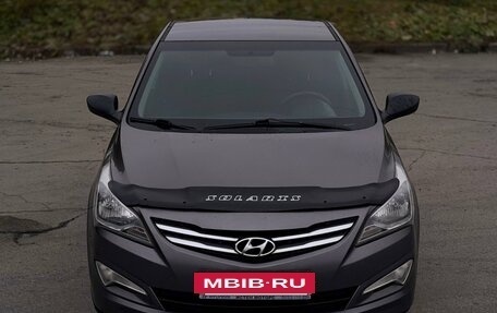 Hyundai Solaris II рестайлинг, 2015 год, 835 000 рублей, 3 фотография