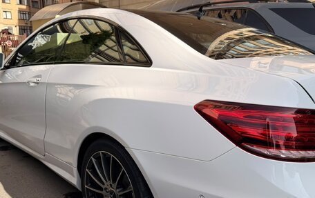 Mercedes-Benz E-Класс, 2014 год, 2 250 000 рублей, 3 фотография