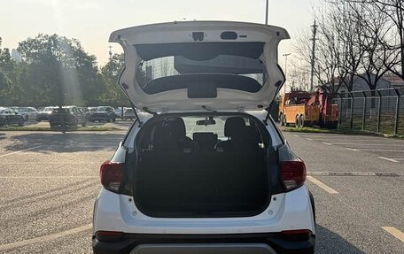 Toyota Yaris XP150 рестайлинг, 2022 год, 1 201 000 рублей, 10 фотография