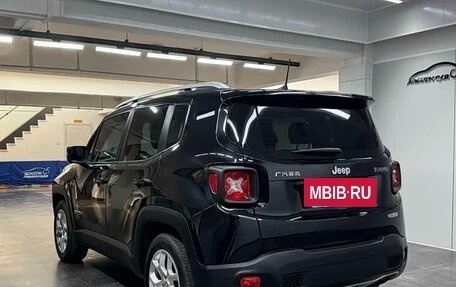 Jeep Renegade I рестайлинг, 2017 год, 1 016 000 рублей, 4 фотография