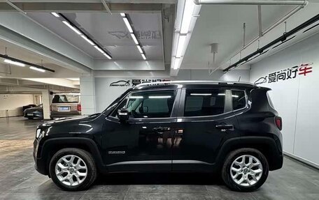 Jeep Renegade I рестайлинг, 2017 год, 1 016 000 рублей, 7 фотография