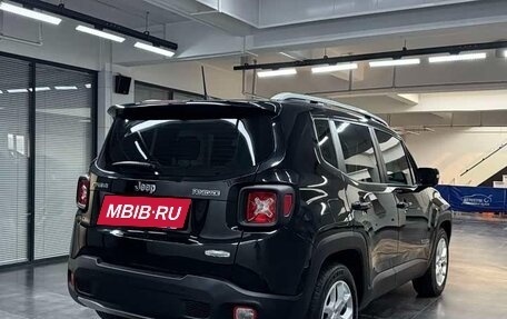 Jeep Renegade I рестайлинг, 2017 год, 1 016 000 рублей, 6 фотография