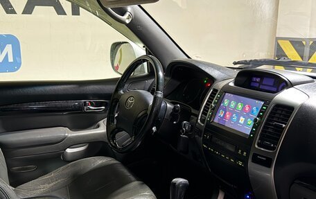 Toyota Land Cruiser Prado 120 рестайлинг, 2008 год, 2 035 000 рублей, 5 фотография