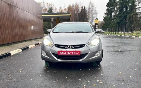 Hyundai Elantra V, 2012 год, 750 000 рублей, 1 фотография