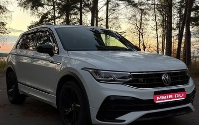 Volkswagen Tiguan II, 2021 год, 2 700 000 рублей, 1 фотография