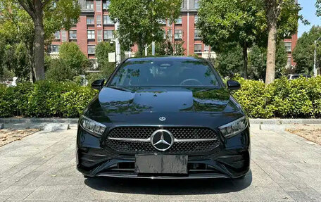 Mercedes-Benz A-Класс, 2023 год, 2 285 025 рублей, 2 фотография
