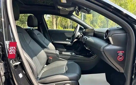 Mercedes-Benz A-Класс, 2023 год, 2 285 025 рублей, 13 фотография