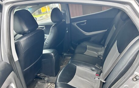 Hyundai Elantra V, 2012 год, 750 000 рублей, 6 фотография