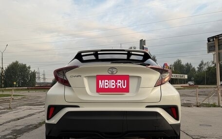 Toyota C-HR I рестайлинг, 2018 год, 2 230 000 рублей, 3 фотография