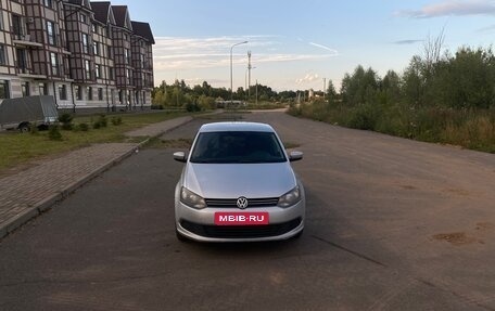 Volkswagen Polo VI (EU Market), 2011 год, 385 000 рублей, 33 фотография