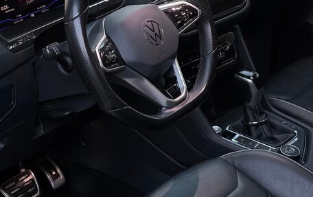 Volkswagen Tiguan II, 2021 год, 2 700 000 рублей, 9 фотография