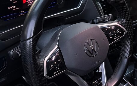 Volkswagen Tiguan II, 2021 год, 2 700 000 рублей, 10 фотография