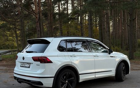 Volkswagen Tiguan II, 2021 год, 2 700 000 рублей, 22 фотография