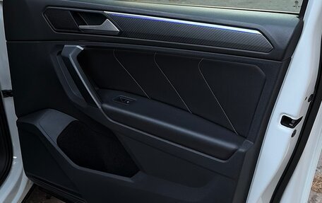 Volkswagen Tiguan II, 2021 год, 2 700 000 рублей, 15 фотография