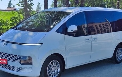 Hyundai Staria, 2023 год, 4 650 000 рублей, 1 фотография