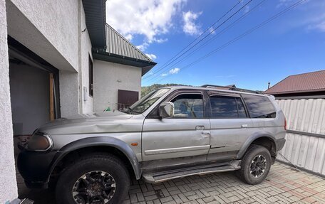 Mitsubishi Pajero Sport II рестайлинг, 2001 год, 450 000 рублей, 3 фотография