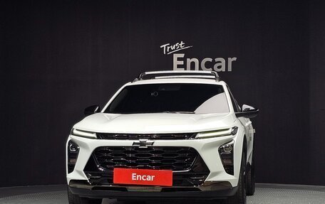 Chevrolet Trax, 2023 год, 1 571 040 рублей, 2 фотография