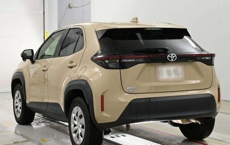 Toyota Yaris Cross, 2022 год, 1 600 020 рублей, 5 фотография