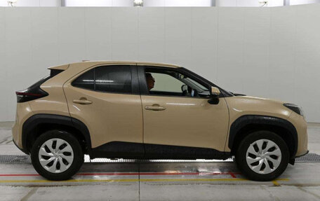 Toyota Yaris Cross, 2022 год, 1 600 020 рублей, 4 фотография
