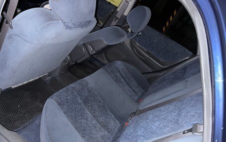 Mazda 323, 2000 год, 310 000 рублей, 14 фотография