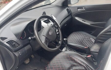 Hyundai Solaris II рестайлинг, 2015 год, 490 000 рублей, 6 фотография