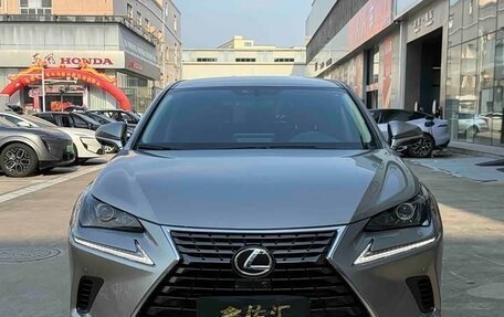 Lexus NX I, 2020 год, 3 000 000 рублей, 5 фотография