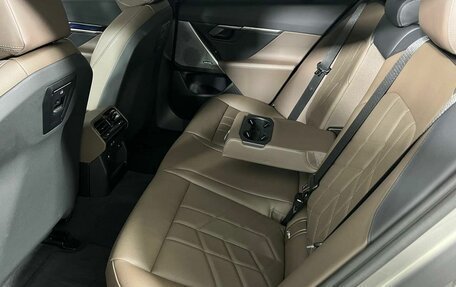 BMW 5 серия, 2024 год, 7 299 000 рублей, 19 фотография