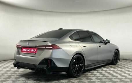 BMW 5 серия, 2024 год, 7 299 000 рублей, 18 фотография