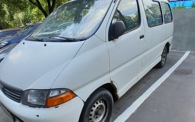 Toyota HiAce, 2002 год, 350 000 рублей, 1 фотография