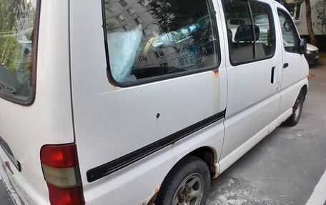 Toyota HiAce, 2002 год, 350 000 рублей, 5 фотография