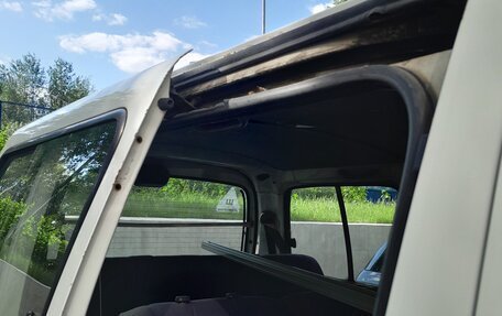 Toyota HiAce, 2002 год, 350 000 рублей, 15 фотография