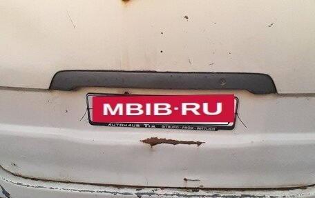 Toyota HiAce, 2002 год, 350 000 рублей, 4 фотография