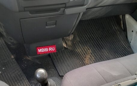 Toyota HiAce, 2002 год, 350 000 рублей, 11 фотография