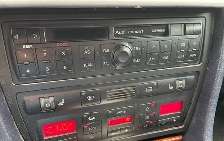 Audi A6, 1998 год, 270 000 рублей, 17 фотография