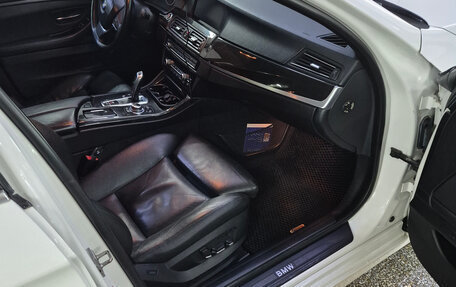 BMW 5 серия, 2011 год, 1 900 000 рублей, 14 фотография