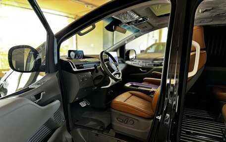 Hyundai Staria, 2025 год, 8 099 000 рублей, 19 фотография