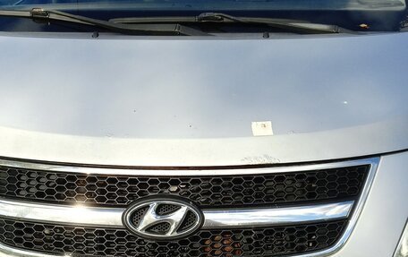 Hyundai Grand Starex Grand Starex I рестайлинг 2, 2008 год, 650 000 рублей, 1 фотография