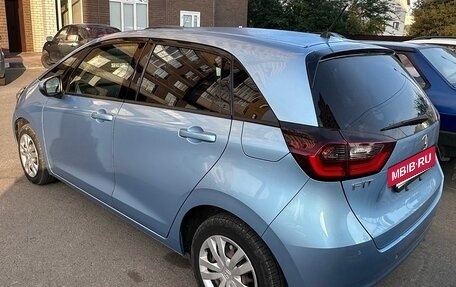 Honda Fit, 2021 год, 1 380 000 рублей, 6 фотография
