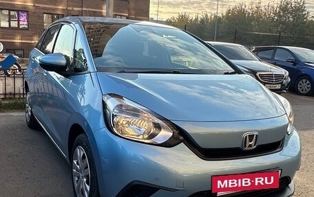 Honda Fit, 2021 год, 1 380 000 рублей, 2 фотография