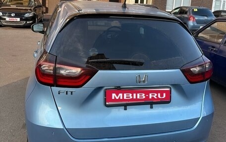 Honda Fit, 2021 год, 1 380 000 рублей, 7 фотография
