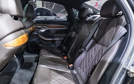 Audi A8, 2019 год, 4 899 700 рублей, 13 фотография