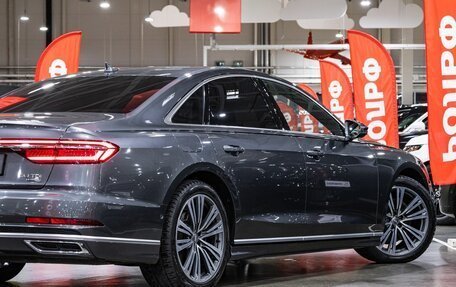 Audi A8, 2019 год, 4 899 700 рублей, 28 фотография