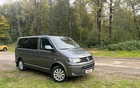 Volkswagen Multivan T5, 2012 год, 1 950 000 рублей, 3 фотография